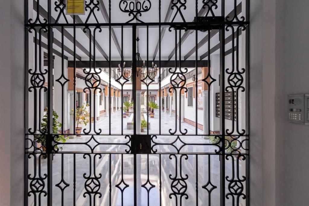 Jdcbi - Peaceful Lovely Apartment In City Center Seville Exterior photo
